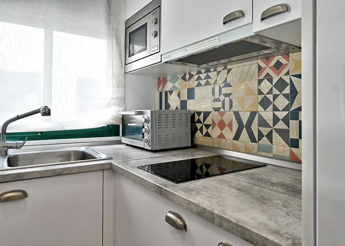 Rent4 Malaga Playa Del Bajondillo טורמולינוס