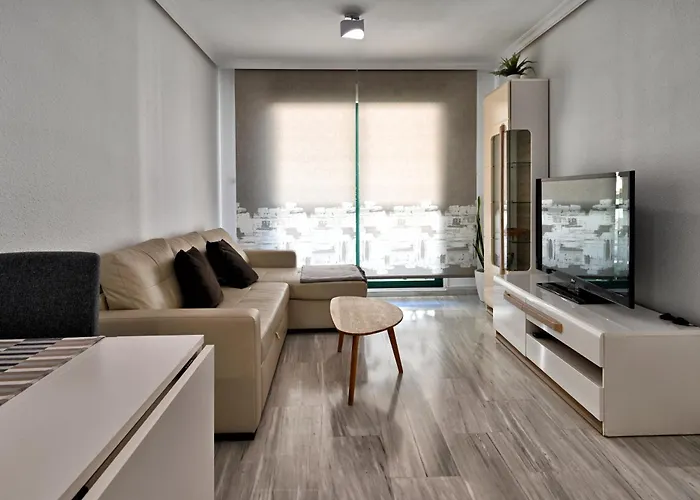 Rent4 Malaga Playa Del Bajondillo דירה *