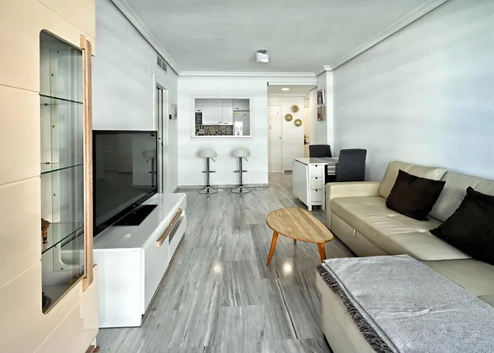 Rent4 Malaga Playa Del Bajondillo Apartment *