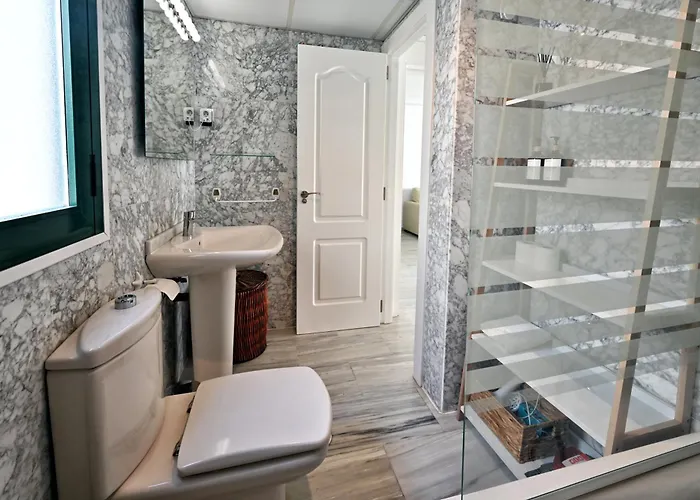 Rent4 Malaga Playa Del Bajondillo * Torremolinos