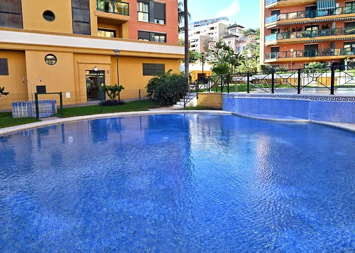 Rent4 Malaga Playa Del Bajondillo * Torremolinos
